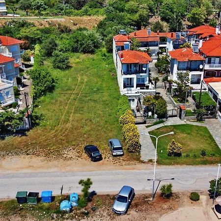 Beach Front Villa Nea Kallikrateia エクステリア 写真